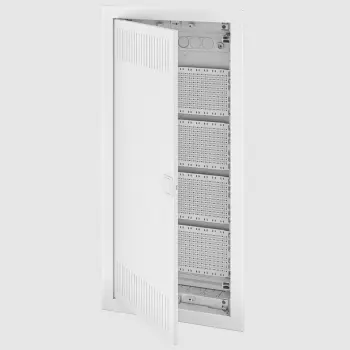 Щит встраиваемый мультимедийный 4 ряда IP30