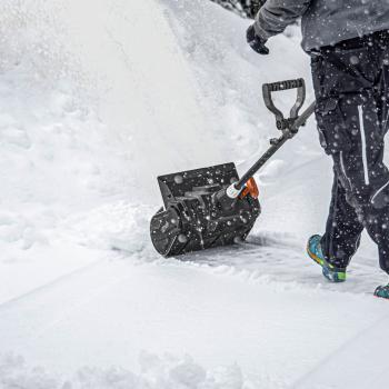 Аккумуляторный снегоуборщик Litheli U20SS00-0A220 (2 аккумулятора 2,5 А/ч)