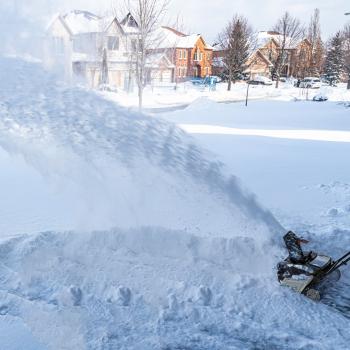 Аккумуляторный снегоуборщик Litheli U20SB00-0A220 (2 аккумулятора 2,0 А/ч)
